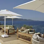 מלון Sarpedor Boutique 4*