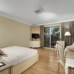 Sarpedor Boutique טורבה