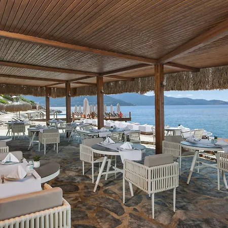 Ξενοδοχείο Sarpedor Boutique 4*