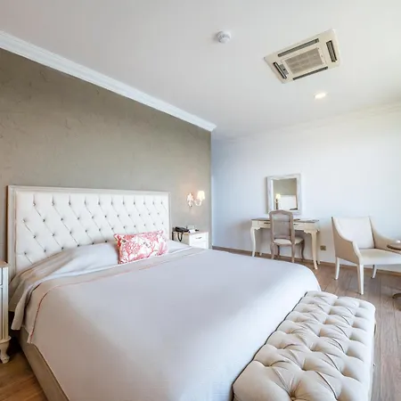 Ξενοδοχείο Sarpedor Boutique 4*